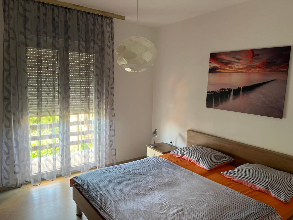 Apartment Ruzica Sukošan Eksteriør bilde